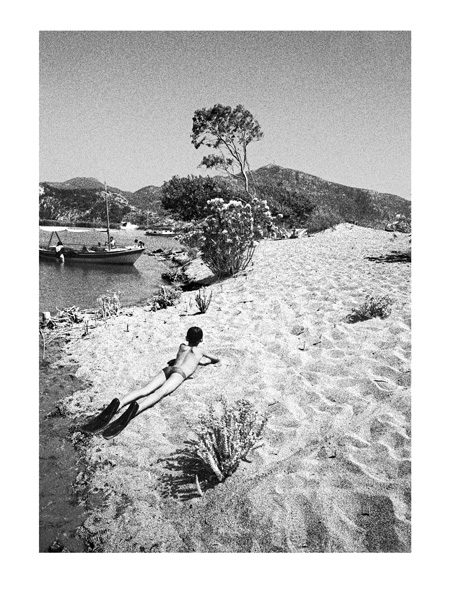 Lazy Day on the Shore - 40x30cm B&W Print by Max Hernn - Click Image to Close