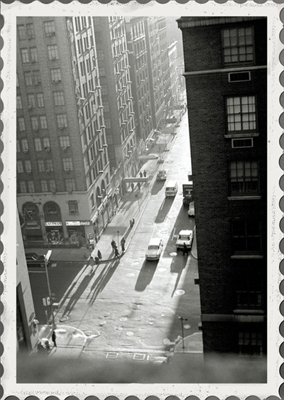 BW44 - Vivian Maier Chicago Street Scene Greeting Card